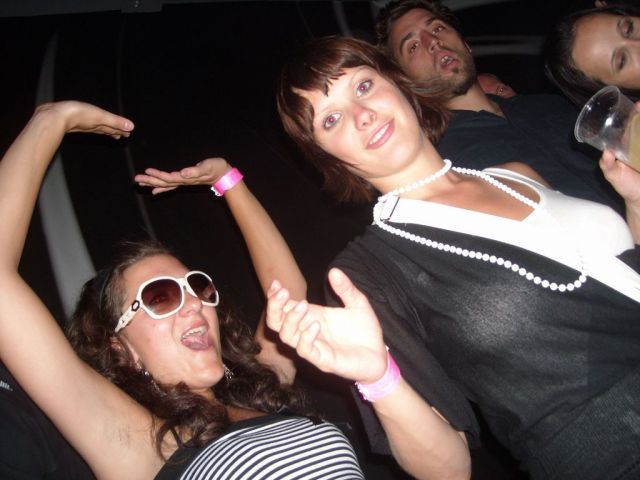 i/Kranj/Absolvent08/07-BlackWhiteParty/absolvent 1898.jpg_640.jpg